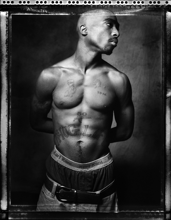 danny-clinch_tupac-shakur