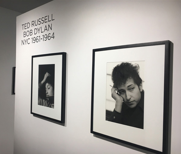 Exhibition entrance at Steven Kasher Gallery.